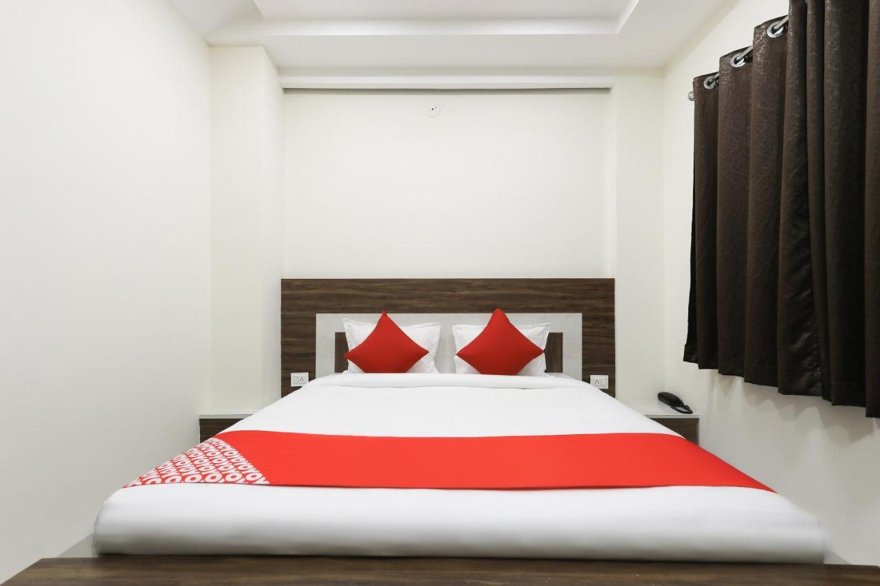 מלון אינדורה Oyo 60577 Sukhmani Residency מראה חיצוני תמונה