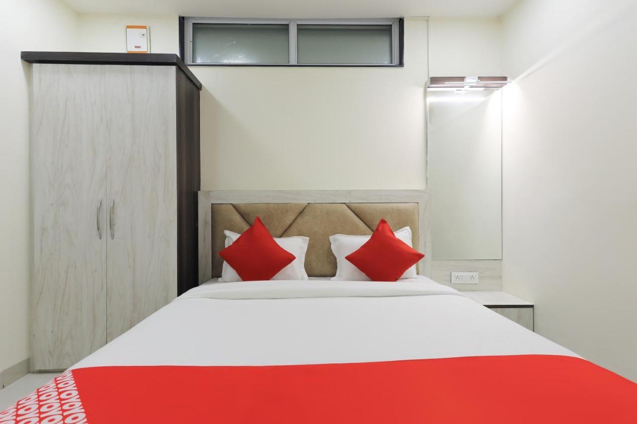 מלון אינדורה Oyo 60577 Sukhmani Residency מראה חיצוני תמונה