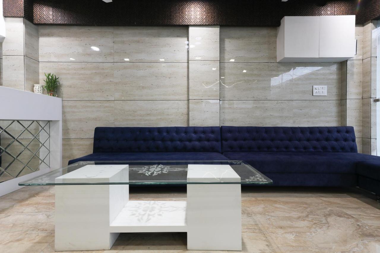 מלון אינדורה Oyo 60577 Sukhmani Residency מראה חיצוני תמונה