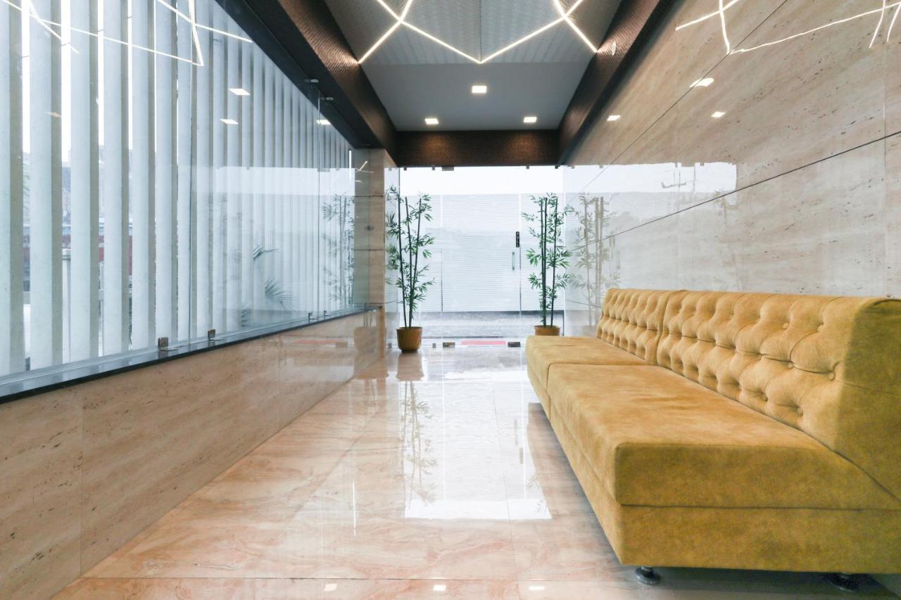 מלון אינדורה Oyo 60577 Sukhmani Residency מראה חיצוני תמונה